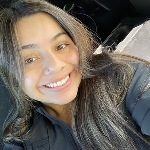 Meet your Posher, Melina